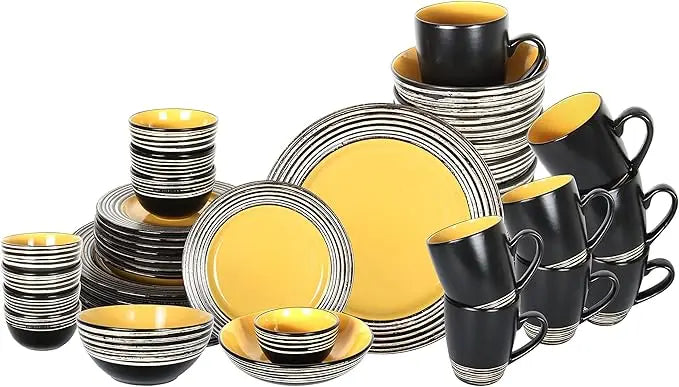 Christmas dinnerware sets