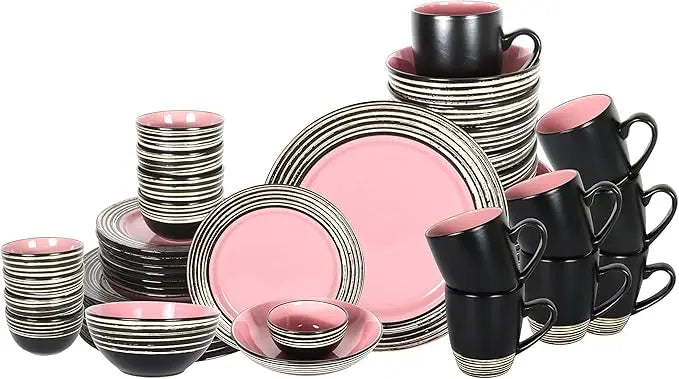 Christmas dinnerware sets