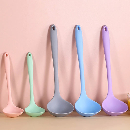 Long Handle Silicone Soup Spoon Large Ramen Noodles Tablespoons Hot Pot Porridge Ladle Scoop Kawaii Japanese Kitchen Utensils