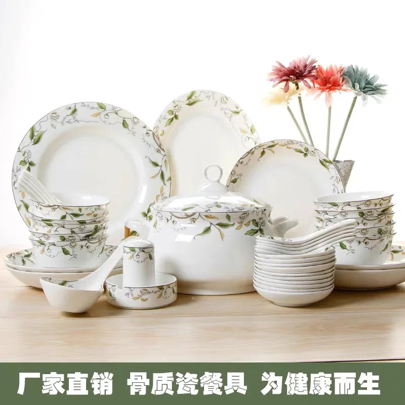 Elegant Bone China Dinnerware Set with Korean Creative Bowl and Plate Spoon for Wedding Gift