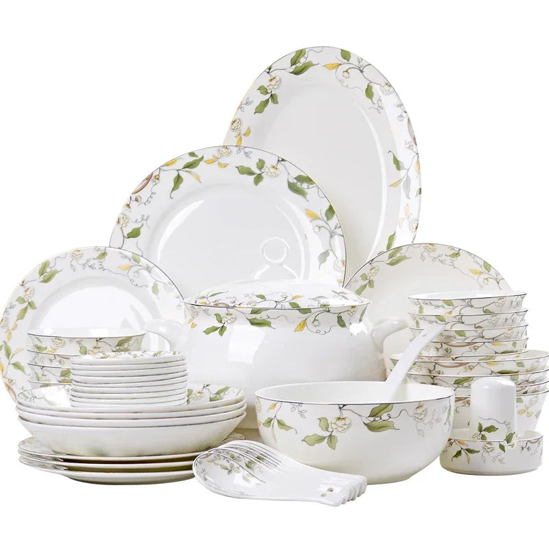 Elegant Bone China Dinnerware Set with Korean Creative Bowl and Plate Spoon for Wedding Gift