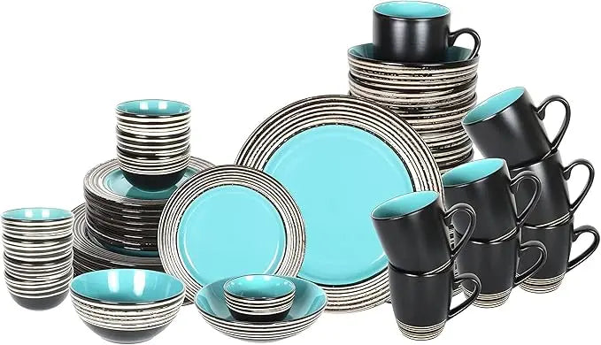 Christmas dinnerware sets